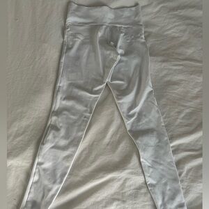 ACAI BERRY: white leggings